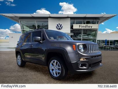 Used 2018 Jeep Renegade Latitude w/ UConnect 8.4 Nav Group
