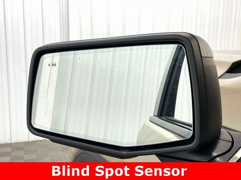 Certified 2022 GMC Sierra 1500 AT4 w/ AT4 Premium Package image 39