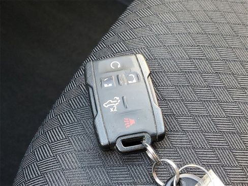 Used 2022 Chevrolet Silverado 1500 Custom Trail Boss w/ Safety Confidence Package image 29