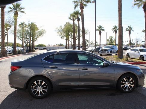 Used 2017 Acura TLX image 6