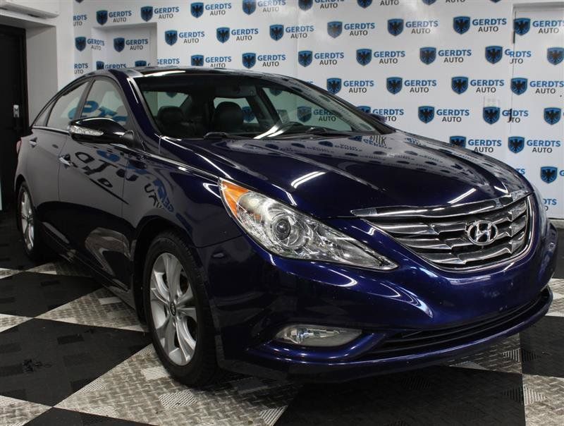 Used 2012 Hyundai Sonata Limited FWD image 5