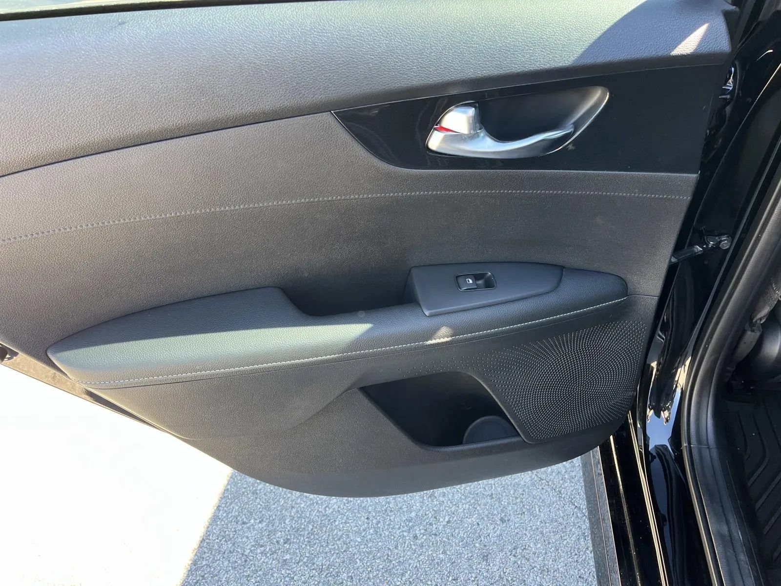 Used 2024 Kia Forte GT-Line w/ GT-Line Premium Package FWD image 16
