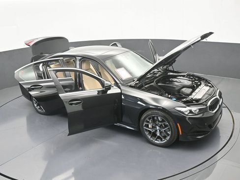 Used 2025 BMW 330i Sedan image 73