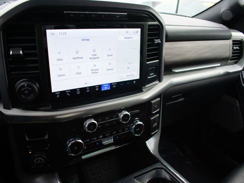 Used 2024 Ford F150 Lariat w/ Mobile Office Package image 23