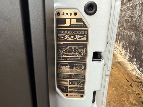 Used 2021 Jeep Wrangler Unlimited Rubicon image 27