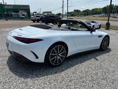 Used 2022 Mercedes-Benz SL 63 AMG 4MATIC image 10