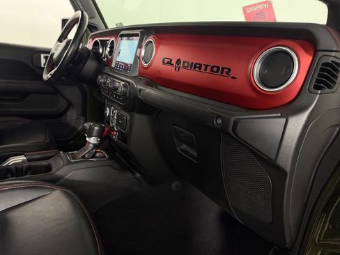 Used 2022 Jeep Gladiator Rubicon w/ Safety Group AWD/4WD image 30