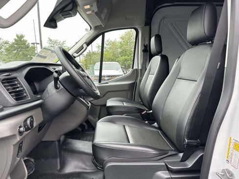 New 2026 Ford Transit 250 148 High Roof RWD image 10