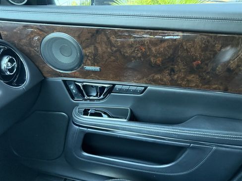 Used 2016 Jaguar XJ L Portfolio image 36