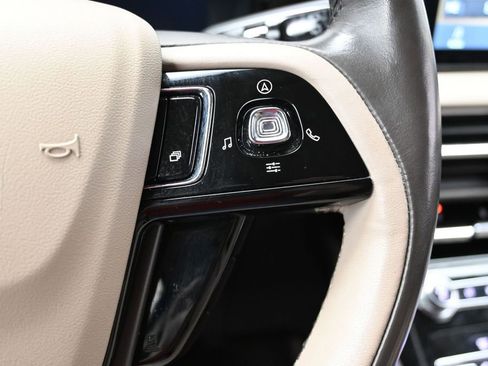 Used 2021 Lincoln Corsair Reserve AWD/4WD image 23