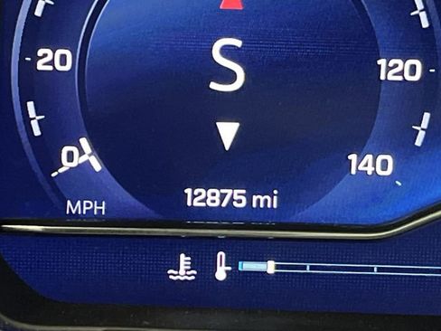 Used 2025 Chevrolet Silverado 1500 LT image 6