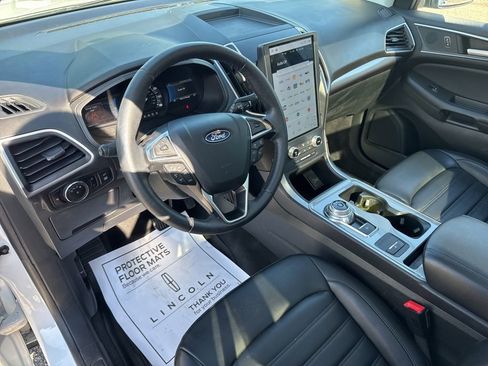 Used 2024 Ford Edge SEL w/ Convenience Package AWD/4WD image 15