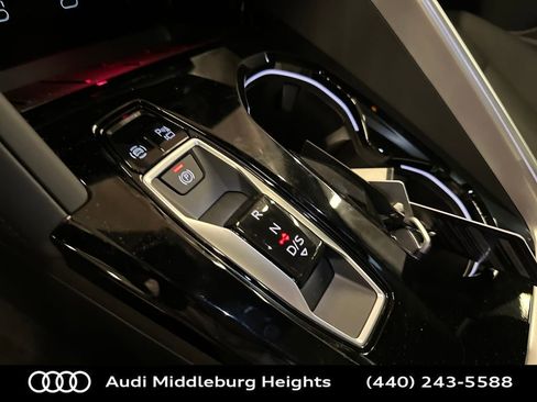 New 2025 Audi Q5 Premium image 25