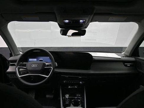 New 2026 Audi Q3 quattro 2.0T AWD/4WD image 10