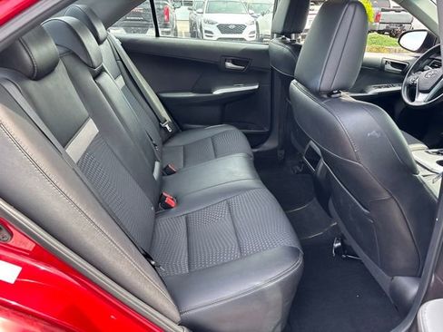 Used 2013 Toyota Camry SE FWD image 9