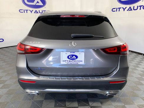 Used 2021 Mercedes-Benz GLA 250 image 4