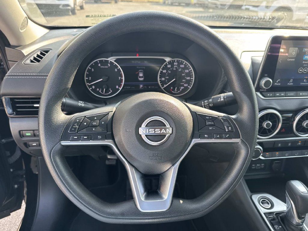 Used 2024 Nissan Sentra SV FWD image 31