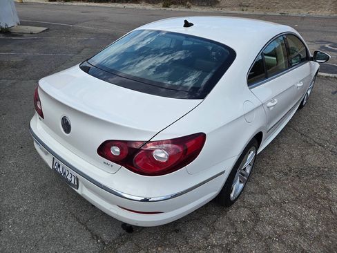 Used 2010 Volkswagen CC Sport FWD image 13