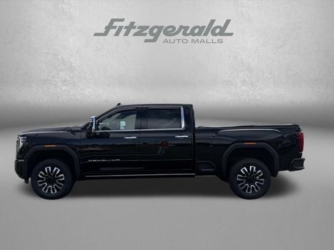 Used 2025 GMC Sierra 2500 Denali Ultimate AWD/4WD image 6