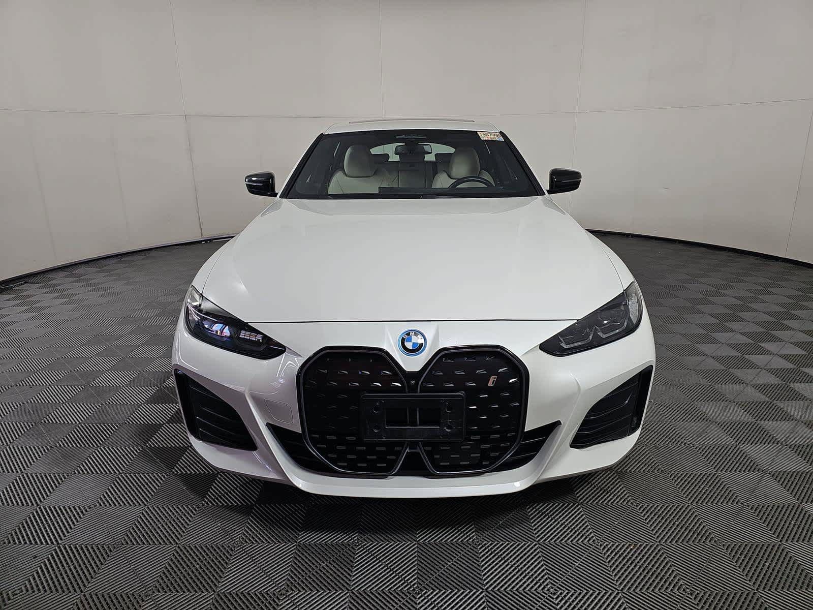 Used 2023 BMW i4 eDrive40 w/ M Sport Package RWD image 2