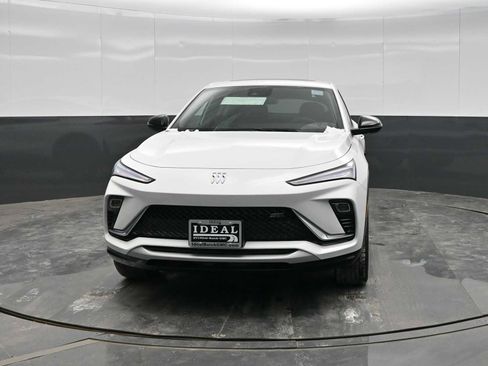 New 2026 Buick Envista Sport Touring w/ Convenience I Package image 3