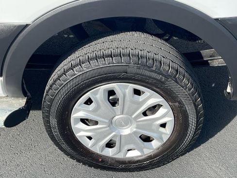 Used 2024 Ford Transit 250 Low Roof w/ Exterior Upgrade Package image 11