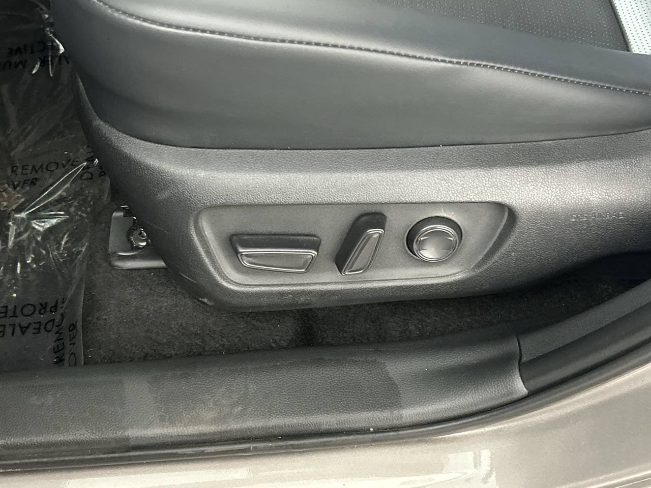 Used 2026 Toyota RAV4 XLE Premium FWD image 20