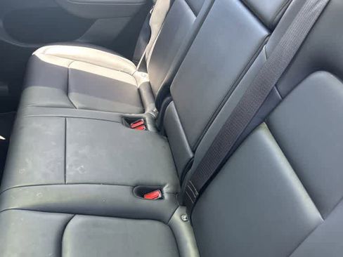 Used 2023 Tesla Model Y 2WD image 6