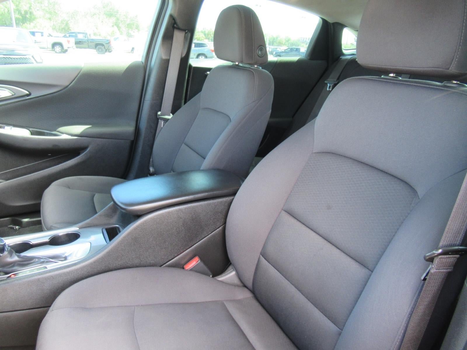 Used 2021 Chevrolet Malibu LS FWD image 20