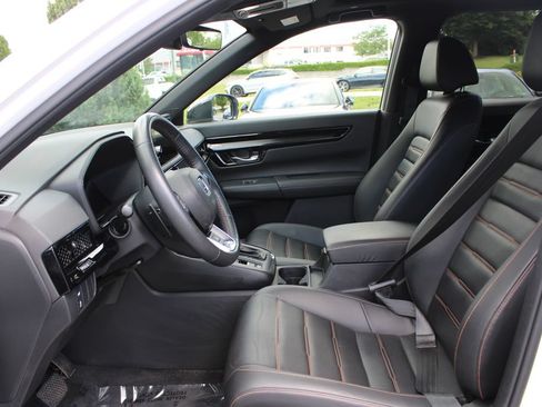 Used 2024 Honda CR-V Sport Touring image 11