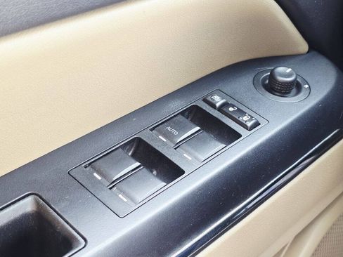 Used 2015 Jeep Patriot Limited w/ Sun/Sound Group AWD/4WD image 28