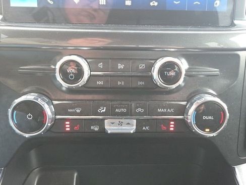 Certified 2022 Ford F150 XLT w/ Equipment Group 302A High image 30