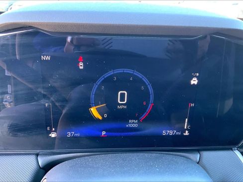 Used 2025 Chevrolet TrailBlazer LT image 25