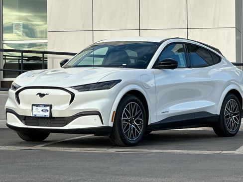 New 2025 Ford Mustang Mach-E Premium image 7