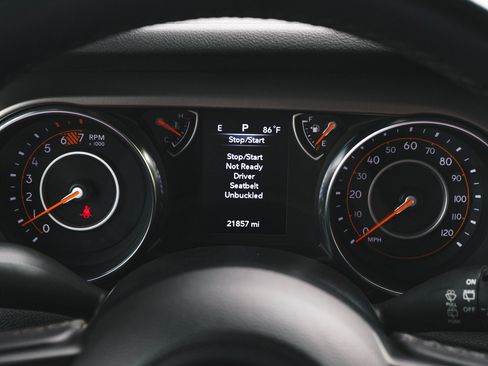 Used 2020 Jeep Wrangler Sport AWD/4WD image 12