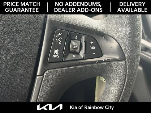 Used 2015 Chevrolet Equinox LS FWD image 16