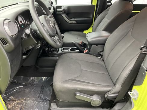 Used 2017 Jeep Wrangler Sport AWD/4WD image 11