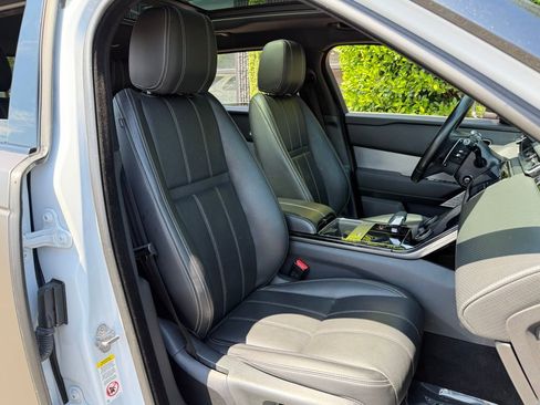 Used 2021 Land Rover Range Rover Velar R-Dynamic S AWD/4WD image 34