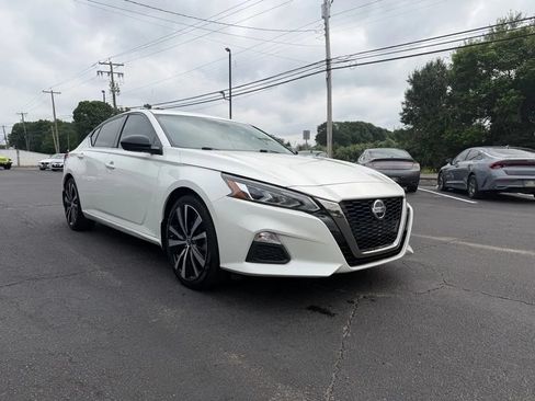 Used 2020 Nissan Altima 2.5 SR FWD image 4