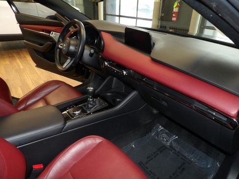 Used 2023 MAZDA MAZDA3 s image 13