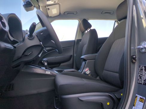 New 2026 Hyundai Venue SE image 14