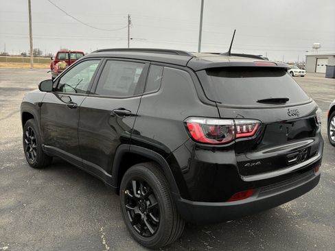 New 2026 Jeep Compass Latitude image 7