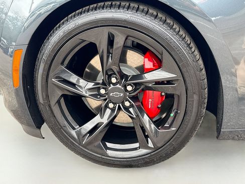 Used 2022 Chevrolet Camaro LT w/ Technology Package image 37