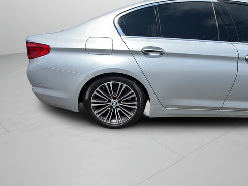 Used 2017 BMW 530i xDrive AWD/4WD image 32