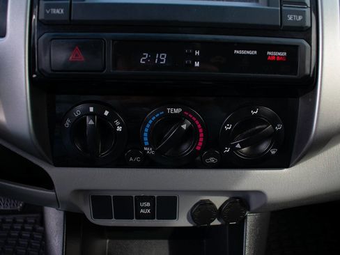 Used 2013 Toyota Tacoma PreRunner image 24