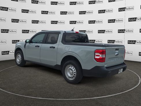 Used 2023 Ford Maverick XL FWD image 4