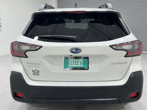 Used 2024 Subaru Outback Premium image 7