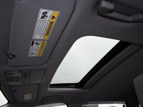 Used 2021 Honda CR-V EX-L image 19