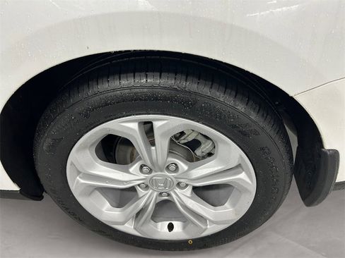 Used 2025 Honda Accord LX image 14