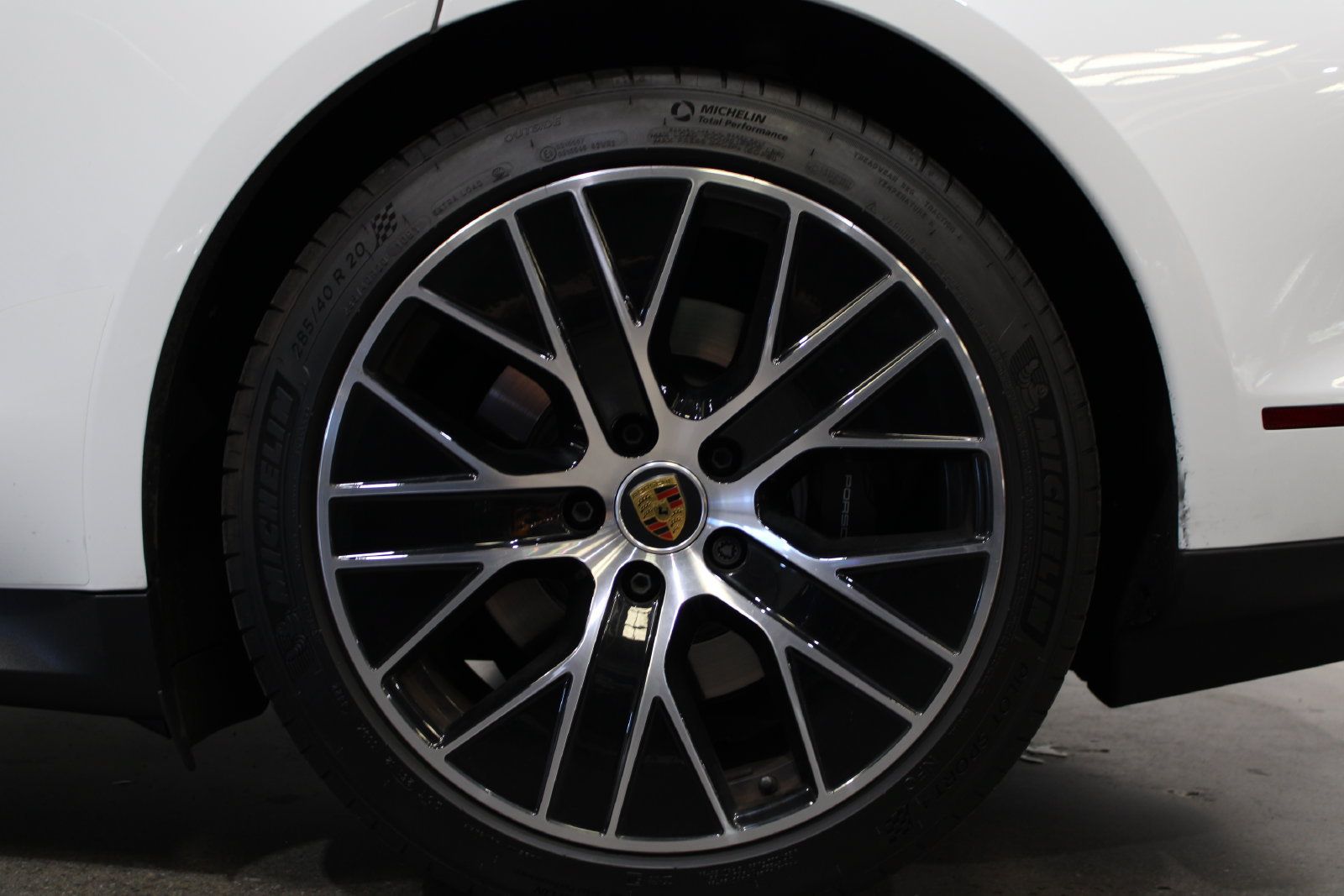 Used 2023 Porsche Taycan RWD image 16
